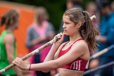 Pauline Bittkau (SC Potsdam); Heinz Roloff-Stabhochsprung-Meeting 2019 am 08.06.2019 im Sportpark Liebigstraße in Holzminden (Niedersachsen), Foto: Michael Niederpruem