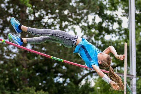 Mirja Gutzeit (LG Lippe-Sued); Heinz Roloff-Stabhochsprung-Meeting 2019 am 08.06.2019 im Sportpark Liebigstraße in Holzminden (Niedersachsen), Foto: Michael Niederpruem