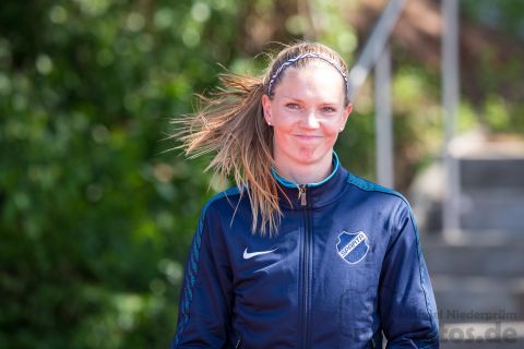 Caroline Bonde Holm (Sparta Copenhagen); Heinz Roloff-Stabhochsprung-Meeting 2019 am 08.06.2019 im Sportpark Liebigstraße in Holzminden (Niedersachsen), Foto: Michael Niederpruem