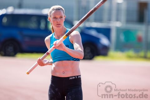 Caroline Bonde Holm (Sparta Copenhagen); Heinz Roloff-Stabhochsprung-Meeting 2019 am 08.06.2019 im Sportpark Liebigstraße in Holzminden (Niedersachsen), Foto: Michael Niederpruem