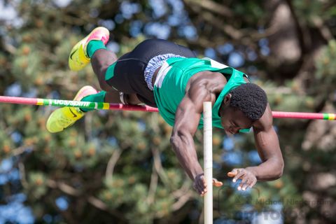 Joshua Olabisi (SV Werder Bremen); Heinz Roloff-Stabhochsprung-Meeting 2019 am 08.06.2019 im Sportpark Liebigstraße in Holzminden (Niedersachsen), Foto: Michael Niederpruem