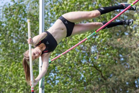 Dovile-Michelle Scheutzow (Schweriner SC); Heinz Roloff-Stabhochsprung-Meeting 2019 am 08.06.2019 im Sportpark Liebigstraße in Holzminden (Niedersachsen), Foto: Michael Niederpruem