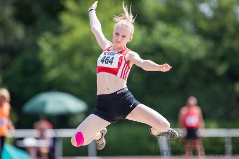 Annfany Knoll (TG Herford); Pfingstsportfest 2019 am 10.06.2019 im Stadion Schulzentrum Sued in Bad Oeynhausen (Nordrhein-Westfalen), Foto: Michael Niederpruem