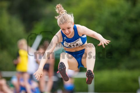 Finja Roehrs (LTV Lippstadt); Pfingstsportfest 2019 am 10.06.2019 im Stadion Schulzentrum Sued in Bad Oeynhausen (Nordrhein-Westfalen), Foto: Michael Niederpruem