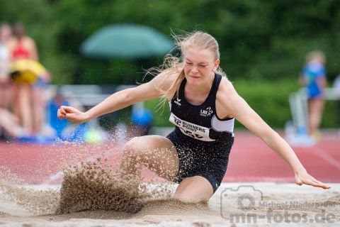Amy Joy Diekmann (LG Buende-Loehne); Pfingstsportfest 2019 am 10.06.2019 im Stadion Schulzentrum Sued in Bad Oeynhausen (Nordrhein-Westfalen), Foto: Michael Niederpruem