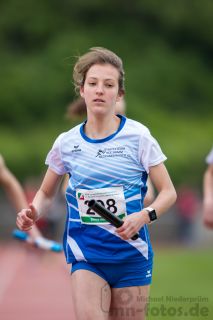Emma Woehrmann (StG Recklinghausen-Hamm); NRW Langstaffelmeisterschaften am 11.05.2019 im Hembergstadion in Iserlohn (Nordrhein-Westfalen), Foto: Michael Niederpruem