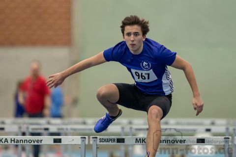 Jodocus Kalmbach (LG Weserbergland); NLV + BLV Leichtathletik Hallenmeisterschaften am 20.01.2019 in Hannover (Sportleistungszentrum), Niedersachsen, Foto: Michael Niederpruem