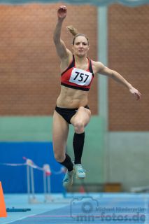 Annika Roloff (MTV 49 Holzminden); NLV + BLV Leichtathletik Hallenmeisterschaften am 20.01.2019 in Hannover (Sportleistungszentrum), Niedersachsen, Foto: Michael Niederpruem