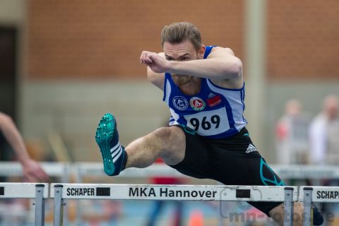 Patrick Scherfose (LG Weserbergland); NLV + BLV Leichtathletik Hallenmeisterschaften am 20.01.2019 in Hannover (Sportleistungszentrum), Niedersachsen, Foto: Michael Niederpruem
