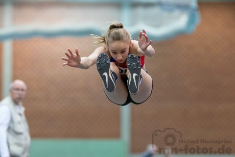 Hannah Bormann (SV Friedrichsfehn); NLV + BLV Leichtathletik Hallenmeisterschaften am 20.01.2019 in Hannover (Sportleistungszentrum), Niedersachsen, Foto: Michael Niederpruem