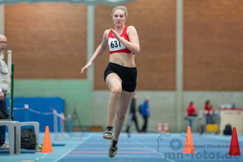 Alyssa Ringe (TSV Gnarrenburg); NLV + BLV Leichtathletik Hallenmeisterschaften am 20.01.2019 in Hannover (Sportleistungszentrum), Niedersachsen, Foto: Michael Niederpruem