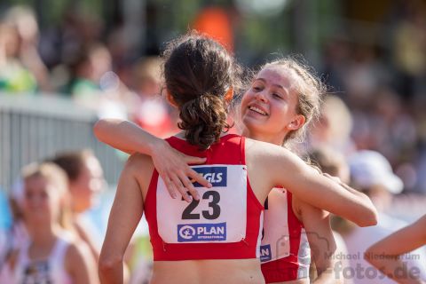 Adeline Haisch (LG Region Karlsruhe), Sophia Seiter (LG Region Karlsruhe); Deutsche U23 Meisterschaften am 15.06.2019 im Stadion Wetzlar in Wetzlar (Hessen), Foto: Michael Niederpruem