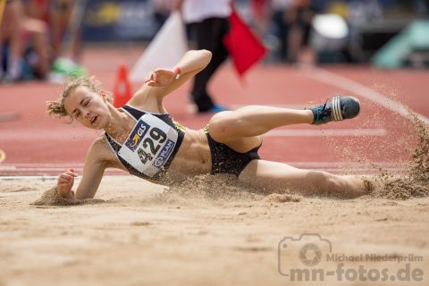 Friederike Altmann (LG Goettingen); Deutsche U23 Meisterschaften am 16.06.2019 im Stadion Wetzlar in Wetzlar (Hessen), Foto: Michael Niederpruem