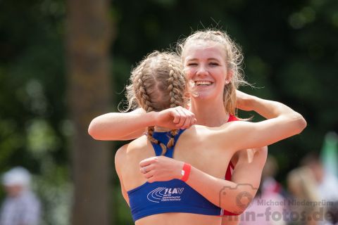 Mara Haeusler (1. LAV Rostock), Kira Wittmann (SV Quitt Ankum), Sophie Ullrich (Wiesbadener LV); Deutsche U23 Meisterschaften am 16.06.2019 im Stadion Wetzlar in Wetzlar (Hessen), Foto: Michael Niederpruem