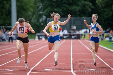 Chiara Schimpf (Dresdner SC 1898), Annike Rohlff (LG Flensburg), Lea Creuzberger (VfL Sindelfingen); Deutsche U23 Meisterschaften am 16.06.2019 im Stadion Wetzlar in Wetzlar (Hessen), Foto: Michael Niederpruem