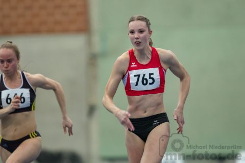 Jasmin Wulf (VfL Lingen); NLV + BLV Leichtathletik Hallenmeisterschaften am 19.01.2019 in Hannover (Sportleistungszentrum), Niedersachsen, Foto: Michael Niederpruem