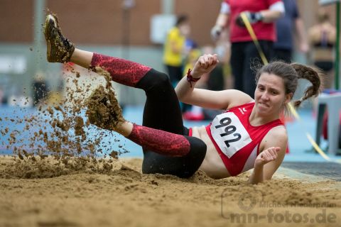 Linda Bastek (TuS Wunstorf); NLV + BLV Leichtathletik Hallenmeisterschaften am 19.01.2019 in Hannover (Sportleistungszentrum), Niedersachsen, Foto: Michael Niederpruem