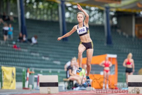 Friederike Altmann (LG Goettingen); NLV+BLV Meisterschaften am 22.06.2019 im Jahnstadion, Goettingen (Niedersachsen), Foto: Michael Niederpruem