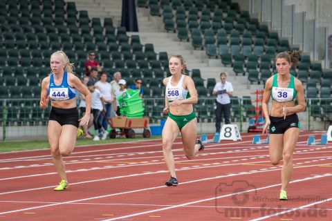 Hanna Riemann (OTB Osnabrueck), Paige Blackburn (Ramstein Track and Field Club), Rahel Ruedel (SV Werder Bremen); NLV+BLV Meisterschaften am 22.06.2019 im Jahnstadion, Goettingen (Niedersachsen), Foto: Michael Niederpruem