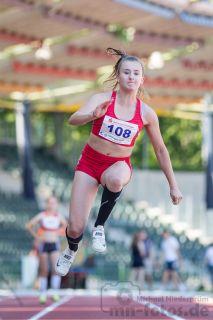 Emily Kuehn (LG Braunschweig); NLV+BLV Meisterschaften am 23.06.2019 im Jahnstadion, Goettingen (Niedersachsen), Foto: Michael Niederpruem