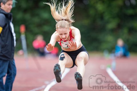Elayna Krisch (LG Olympia Dortmund); NRW Mehrkampfmeisterschaften U20/U18/U16 am 14.07.2019 im Stadion Schulzentrum Süd, Bad Oeynhausen (Nordrhein-Westfalen)