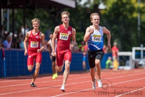 Matteo Ciuchini (Nr. 240, SC Poppenbuettel), Tim Gutzeit (Nr. 544, BTB Oldenburg); Norddeutsche Meisterschaften am 21.07.2019 im Erika-Fisch-Stadion, Hannover (Niedersachsen)