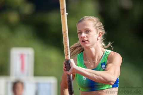 Tina Sutej (SLO); 21. Int. Stabhochsprungmeeting am 08.09.2019 im Jahnstadion, Beckum (Nordrhein-Westfalen), Foto: Michael Niederpruem